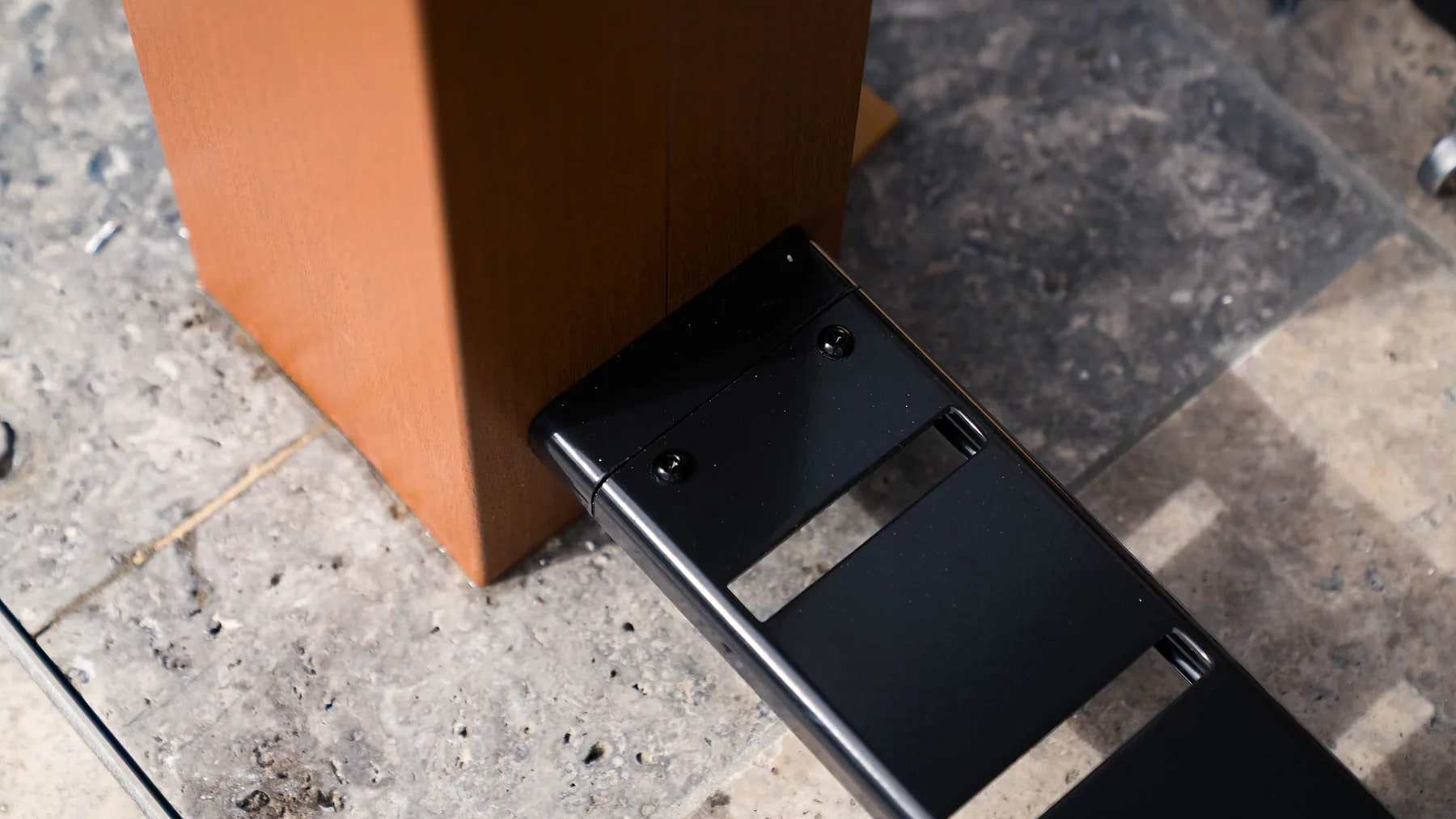 Installation connection detail